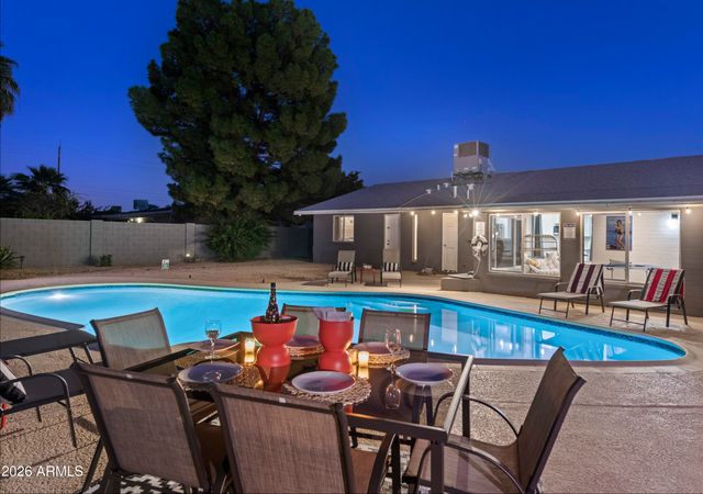 3122 E SIERRA Street, Phoenix, AZ 85028