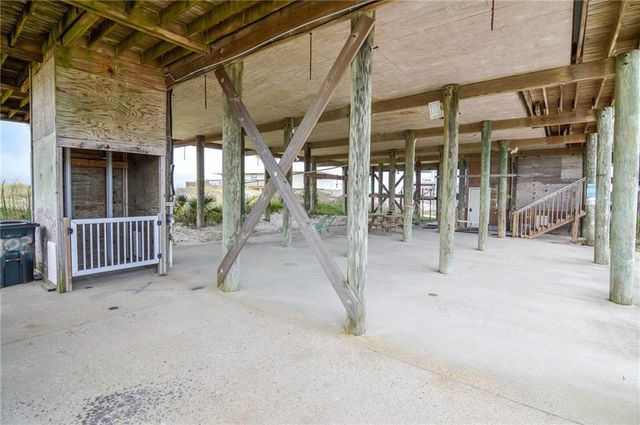 103 Ryan Court, Dauphin Island, AL 36528