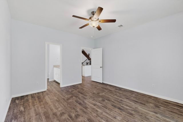 5838 Humbert Avenue, Fort Worth, TX 76107