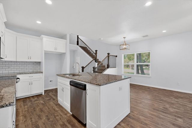 5838 Humbert Avenue, Fort Worth, TX 76107
