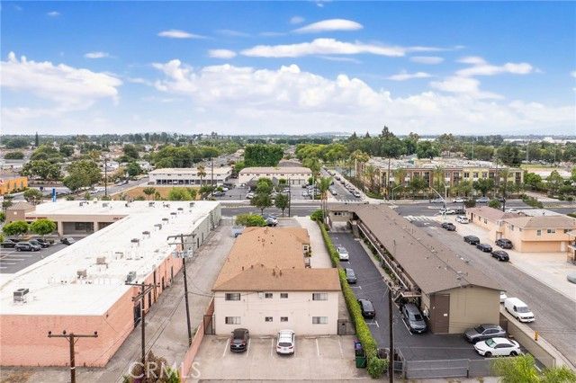 3301 E Artesia, Long Beach, CA 90805