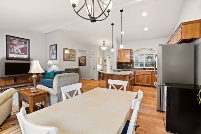 5721 S Laurelcrest Ct, Spokane, WA 99224