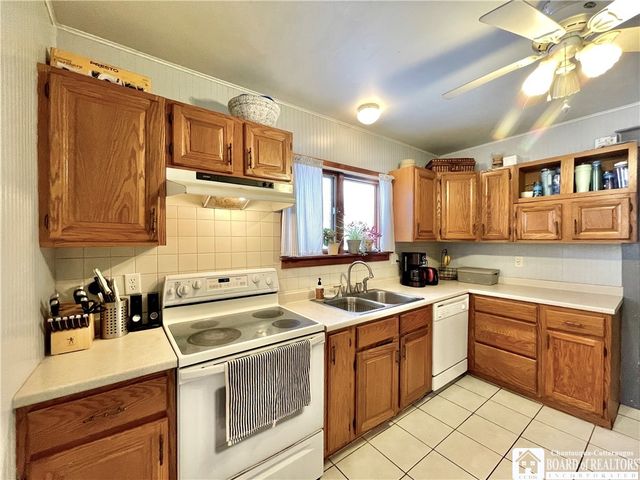 86 East Green Street, Dunkirk, NY 14048