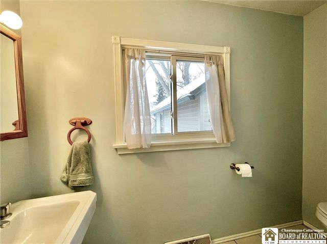 86 East Green Street, Dunkirk, NY 14048