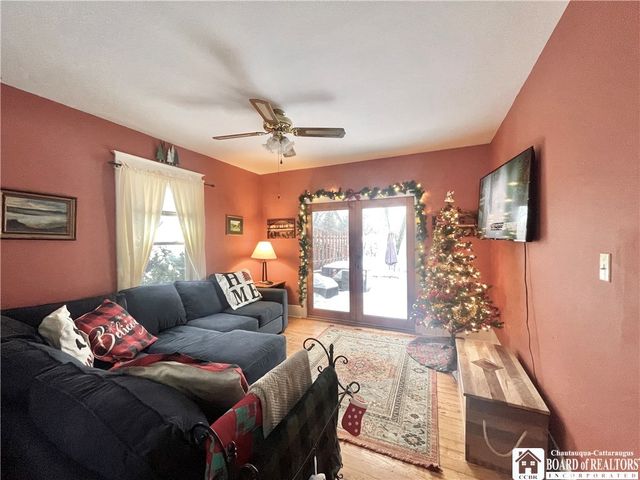 86 East Green Street, Dunkirk, NY 14048