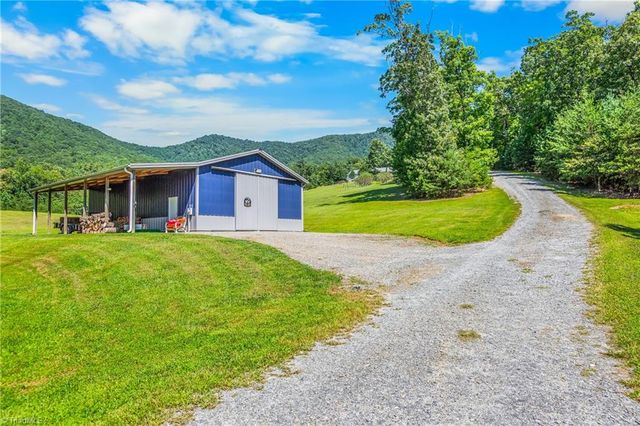 246 & 252 Bear Trail, Lowgap, NC 27024