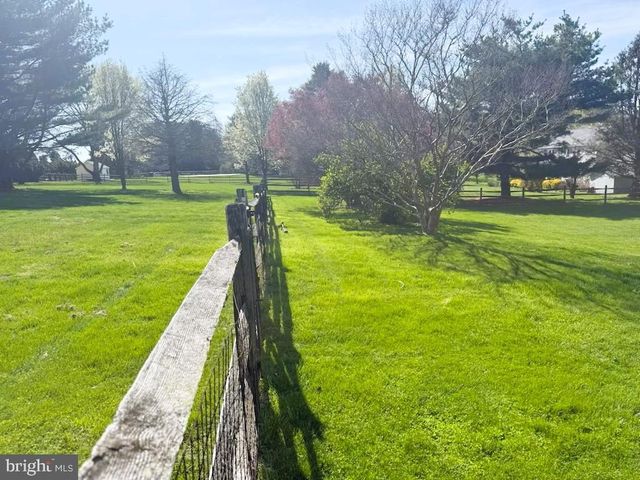 3 OWENWOOD DR, Lincoln University, PA 19352