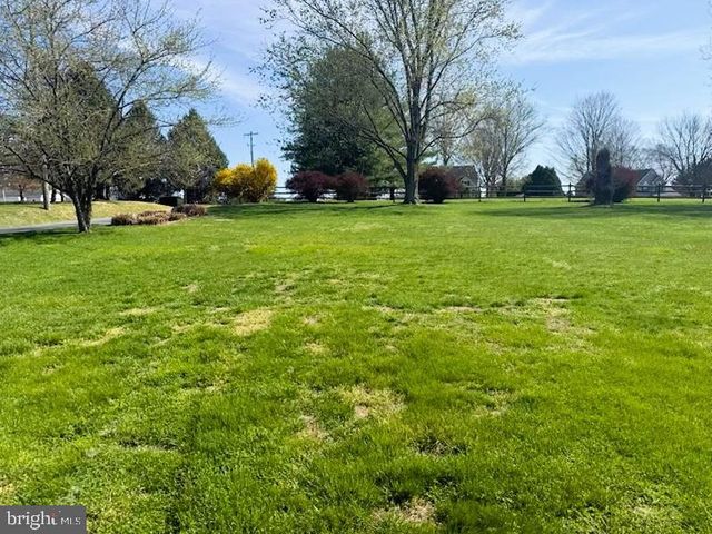 3 OWENWOOD DR, Lincoln University, PA 19352
