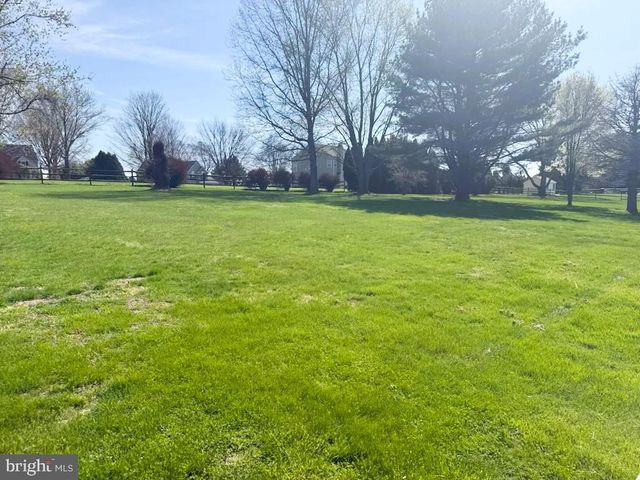 3 OWENWOOD DR, Lincoln University, PA 19352