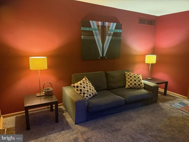 3 OWENWOOD DR, Lincoln University, PA 19352