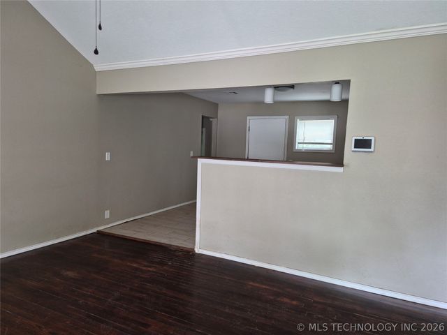423 S 71st East Avenue, Tulsa, OK 74112