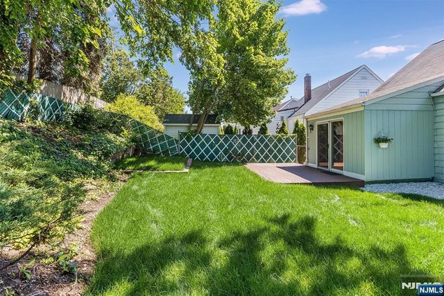 50 Ridge Avenue, Bloomfield, NJ 07003
