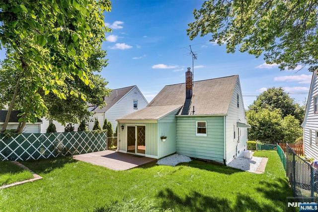 50 Ridge Avenue, Bloomfield, NJ 07003