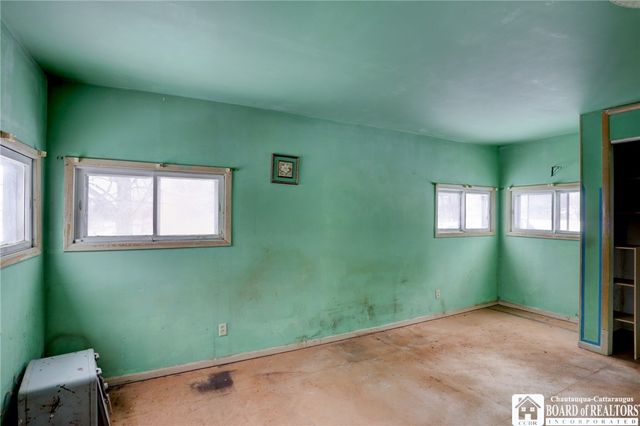 7246 East Route 20, Westfield, NY 14787