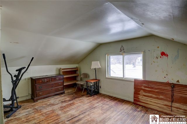 7246 East Route 20, Westfield, NY 14787