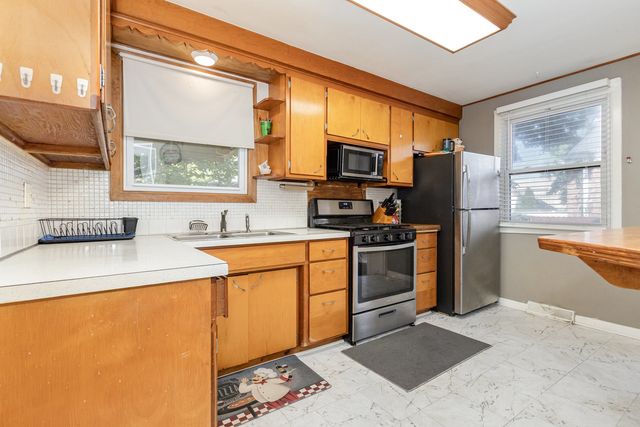 17518 Roy Street, Lansing, IL 60438