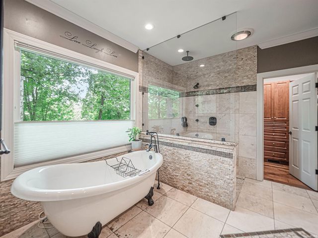11610 Blue Grass Road, Evansville, IN 47725