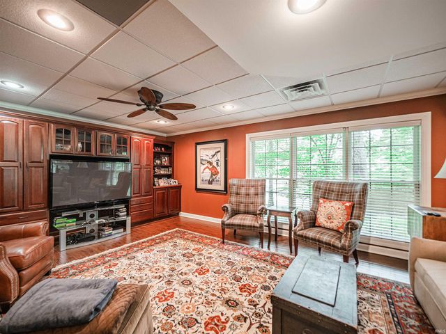 11610 Blue Grass Road, Evansville, IN 47725