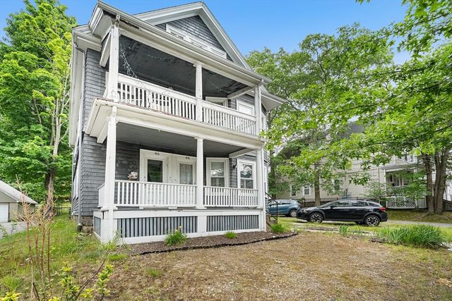 48 Eddy St 48, Newton, MA 02465