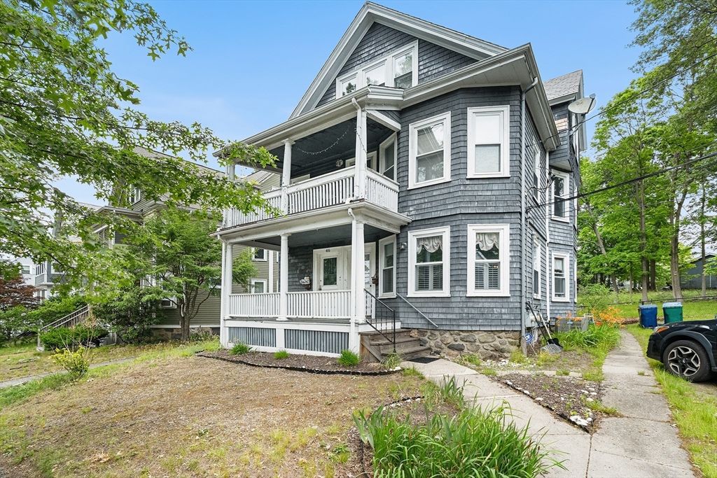 48 Eddy St 48, Newton, MA 02465