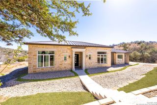 165 Antler Falls Run, Comfort, TX 78013