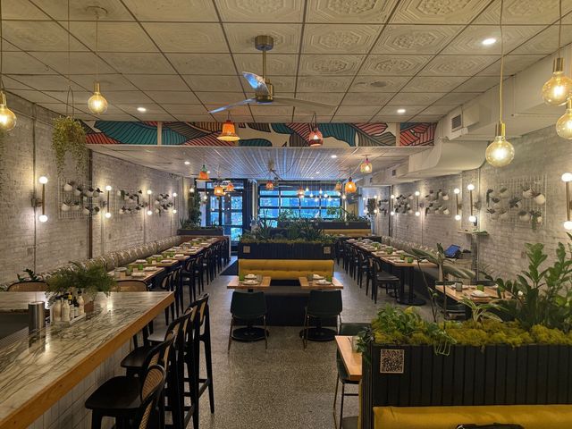 1559 N Milwaukee Avenue, Chicago, IL 60622