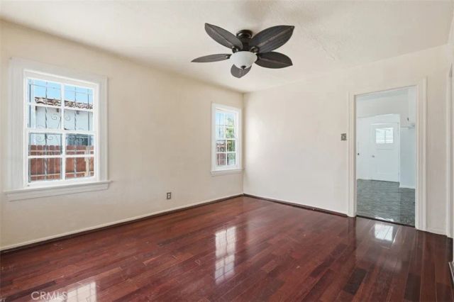 2136 W 75th Street, Los Angeles, CA 90047