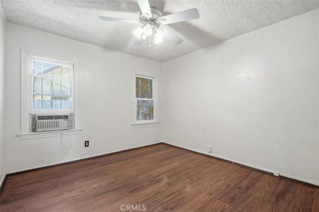 2136 W 75th Street, Los Angeles, CA 90047