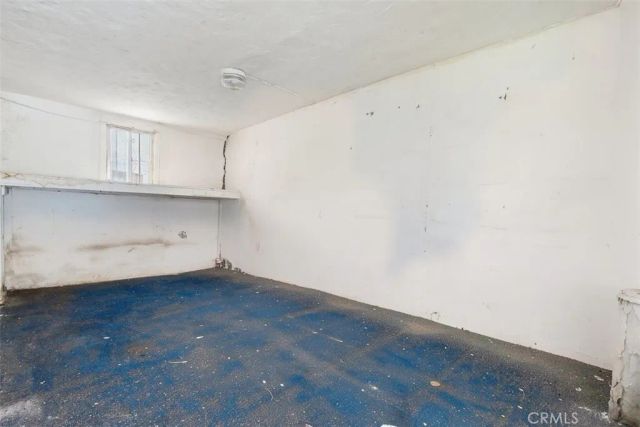 2136 W 75th Street, Los Angeles, CA 90047