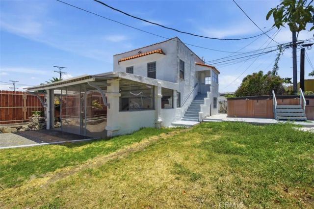 2136 W 75th Street, Los Angeles, CA 90047