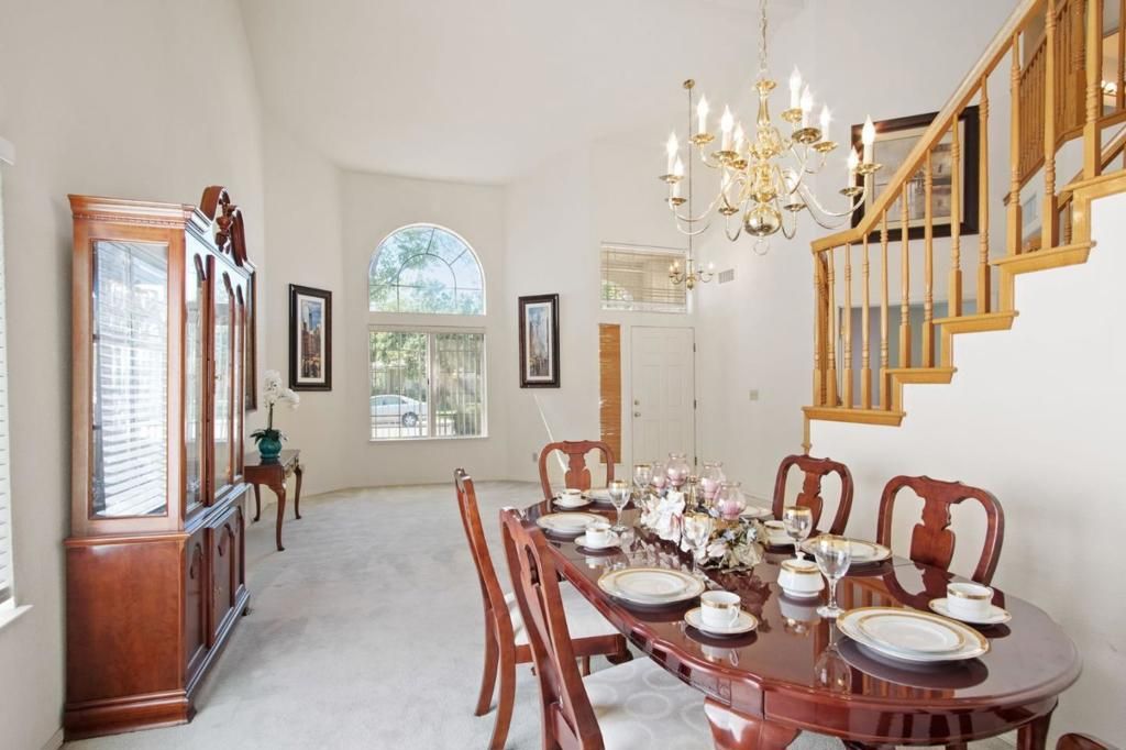 Image 2 of property listing at 1622 Fir, Los Banos, CA 93635