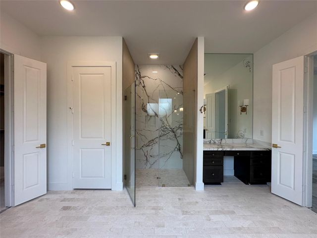 9630 Panola Way, Houston, TX 77055