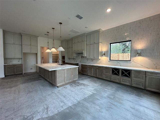 9630 Panola Way, Houston, TX 77055