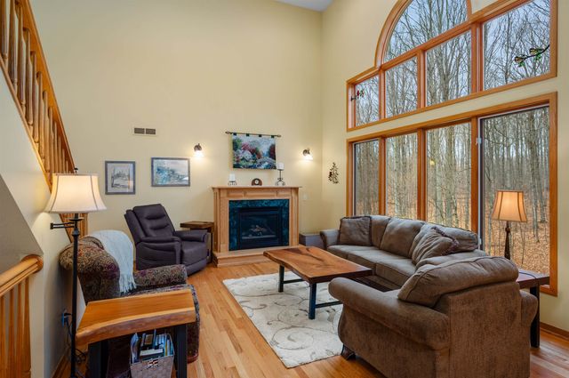 12777 S Woodhaven, Traverse City, MI 49684