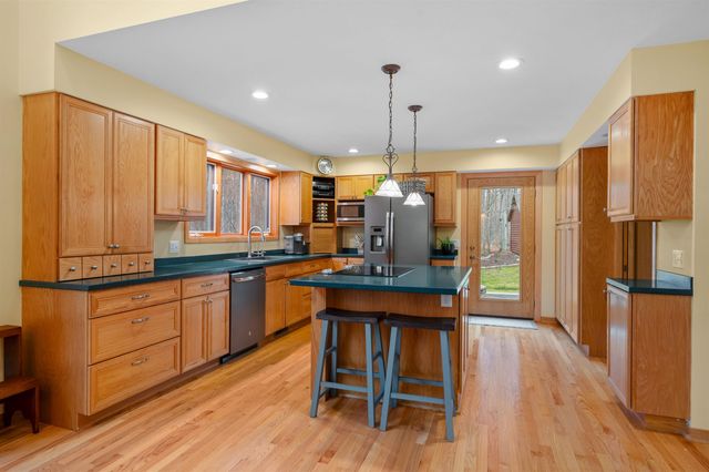 12777 S Woodhaven, Traverse City, MI 49684