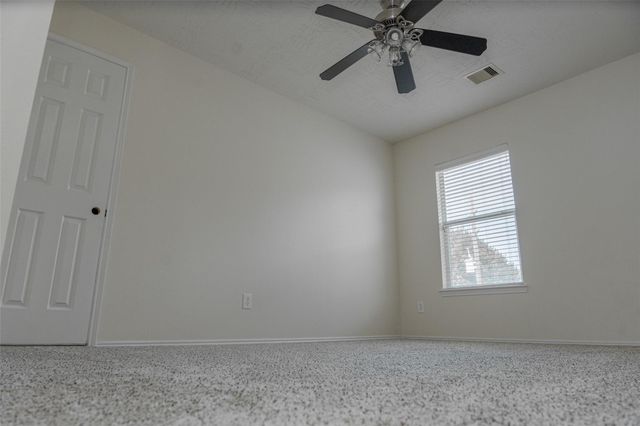 1902 Vernal Glen Cir, Spring, TX 77388