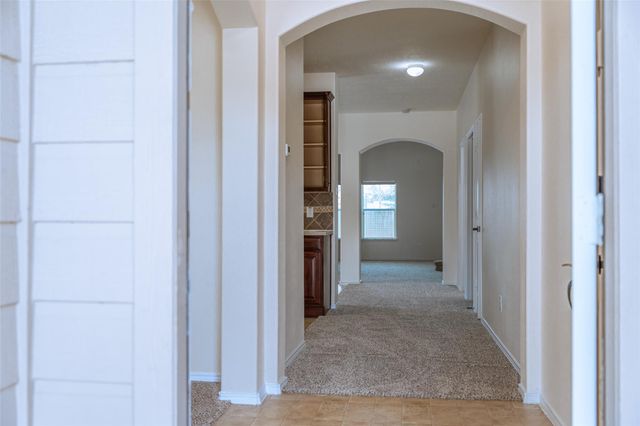 1902 Vernal Glen Cir, Spring, TX 77388