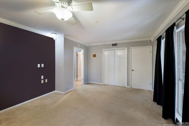 1305 G St., Floresville, TX 78114