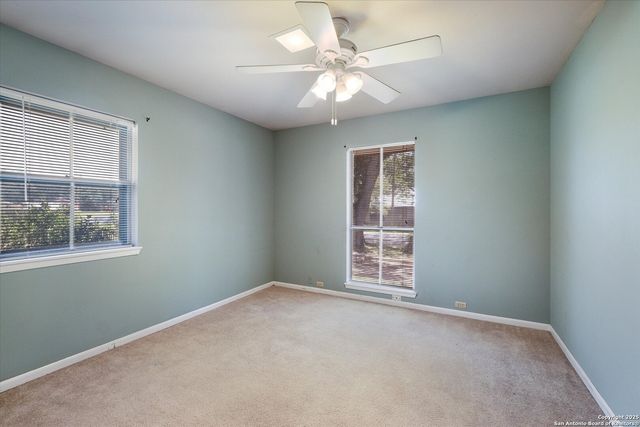 1305 G St., Floresville, TX 78114