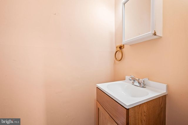 3202 THORNBROOK PL, Philadelphia, PA 19114