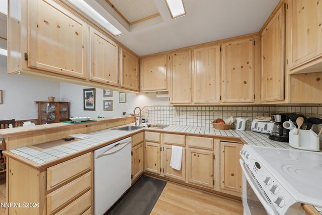 1016 Aspen Grove Circle, Minden, NV 89423