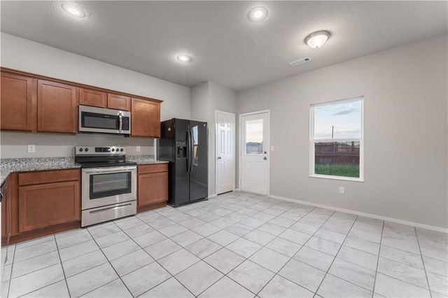 1570 Scotland Drive, Centerton, AR 72719