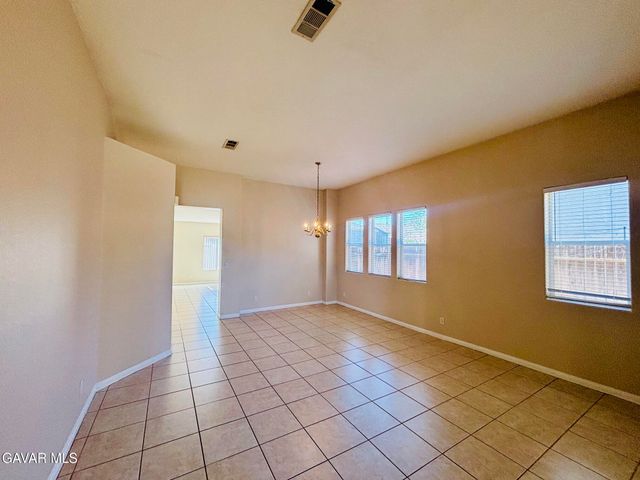 42309 Portland Lane, Lancaster, CA 93536