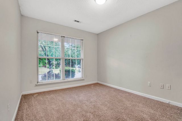 300 Turnbridge Trail, Simpsonville, SC 29680
