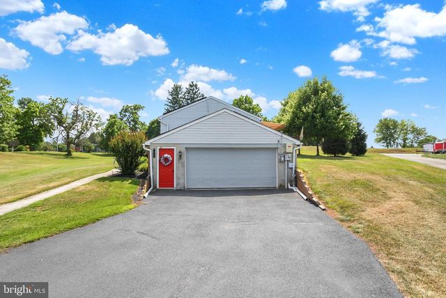 1200 CONEWAGO CREEK RD, Manchester, PA 17345