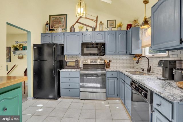 1200 CONEWAGO CREEK RD, Manchester, PA 17345
