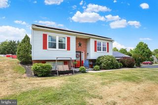 1200 CONEWAGO CREEK RD, Manchester, PA 17345