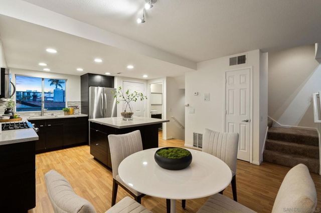 3974 Riviera Dr, San Diego, CA 92109