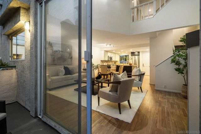 3974 Riviera Dr, San Diego, CA 92109