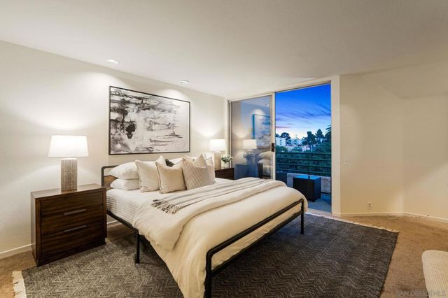 3974 Riviera Dr, San Diego, CA 92109